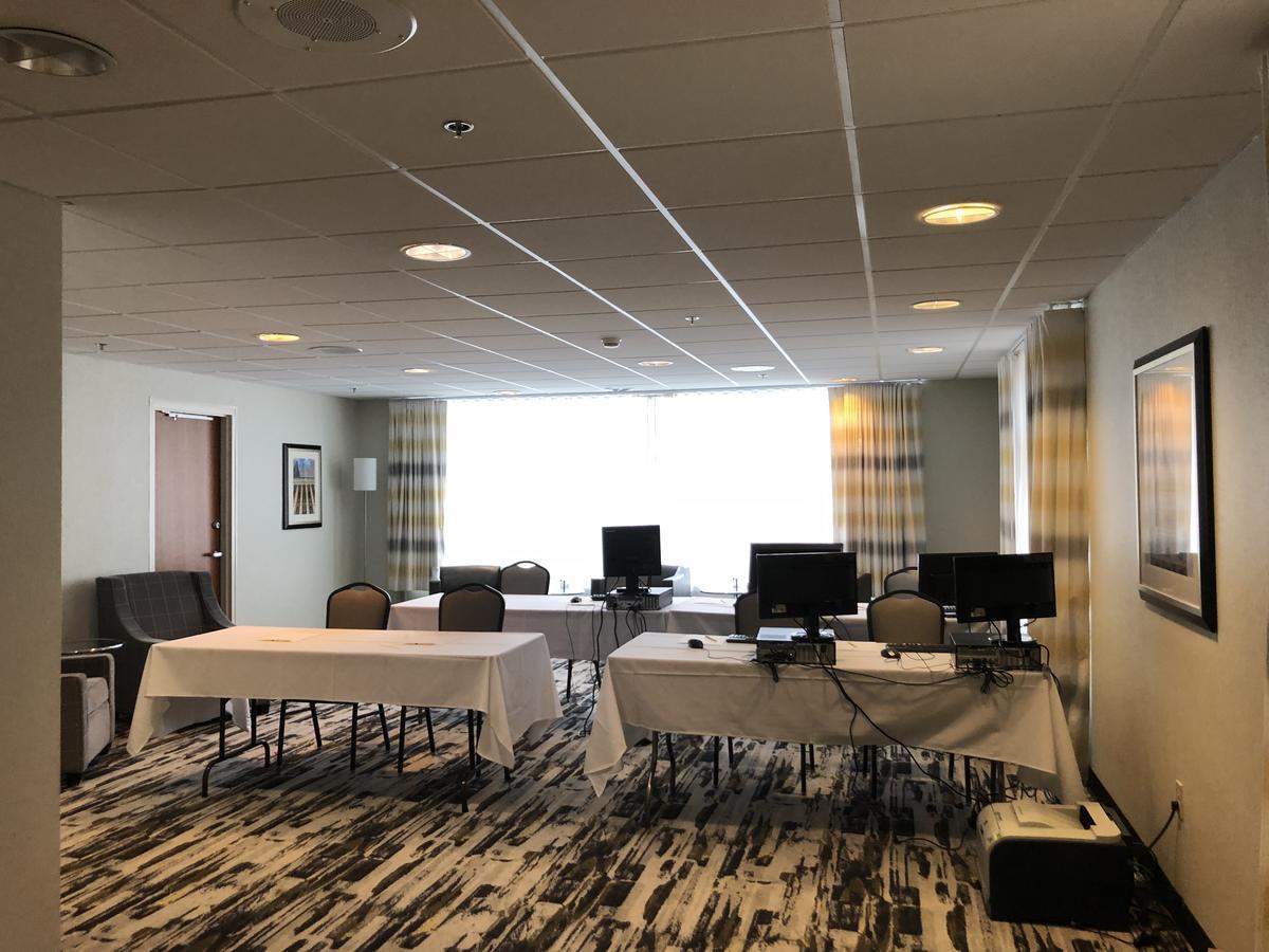 Hotel Wyndham Garden Downtown